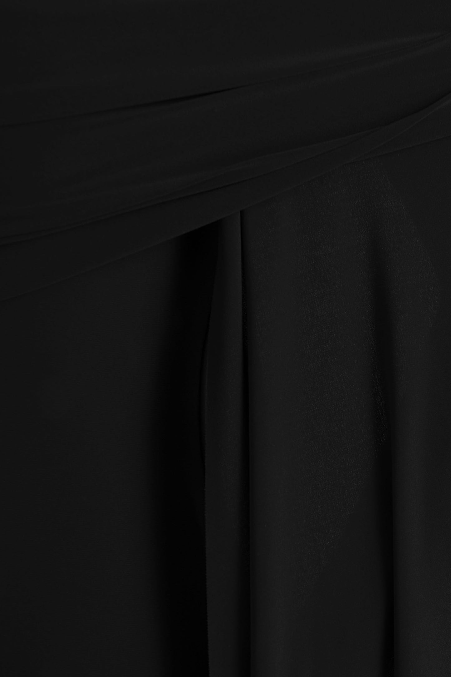 Saffina | Black Bardot-Neck Maxi