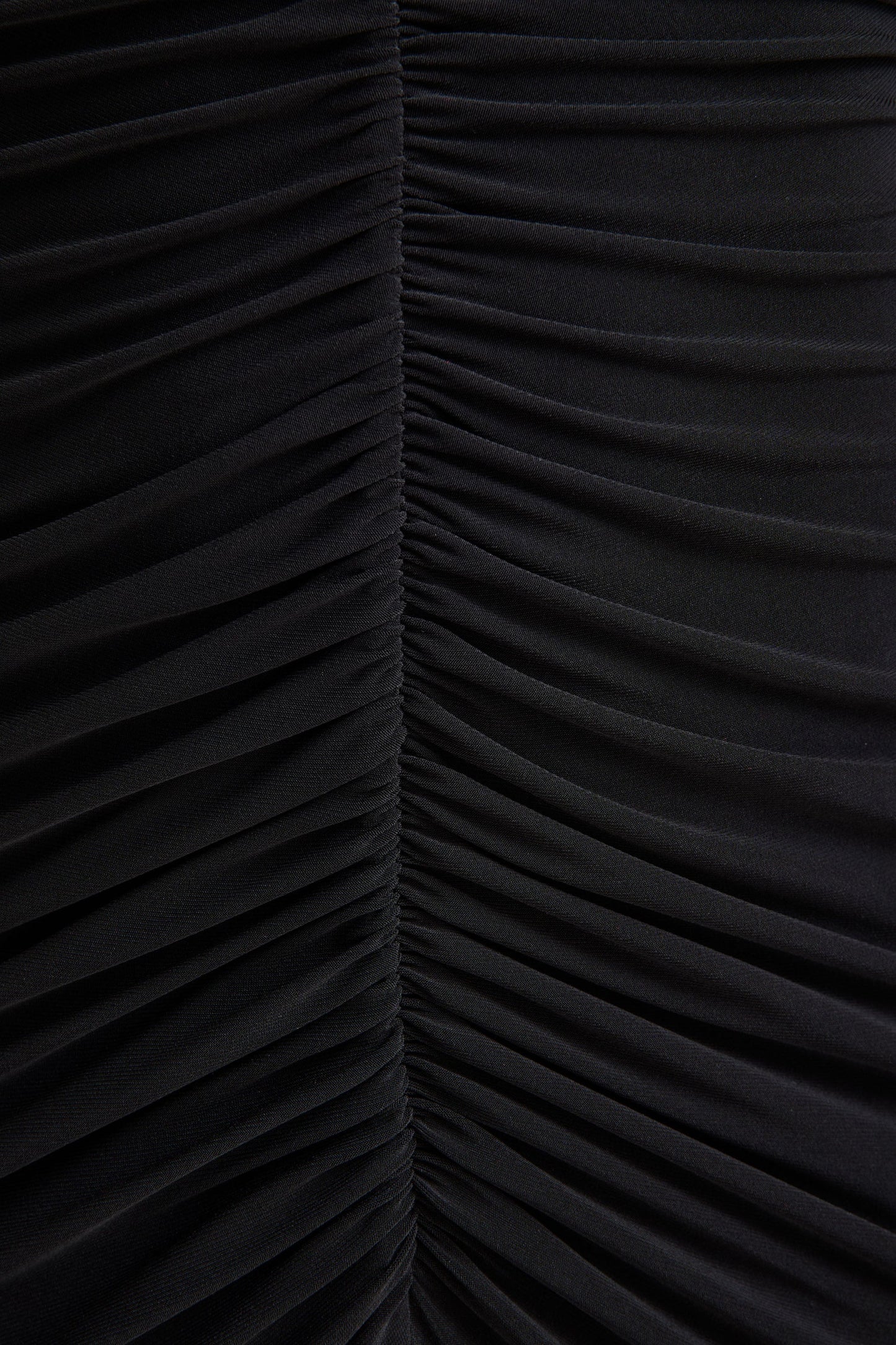 Tami | Black Plunge-Neck Long