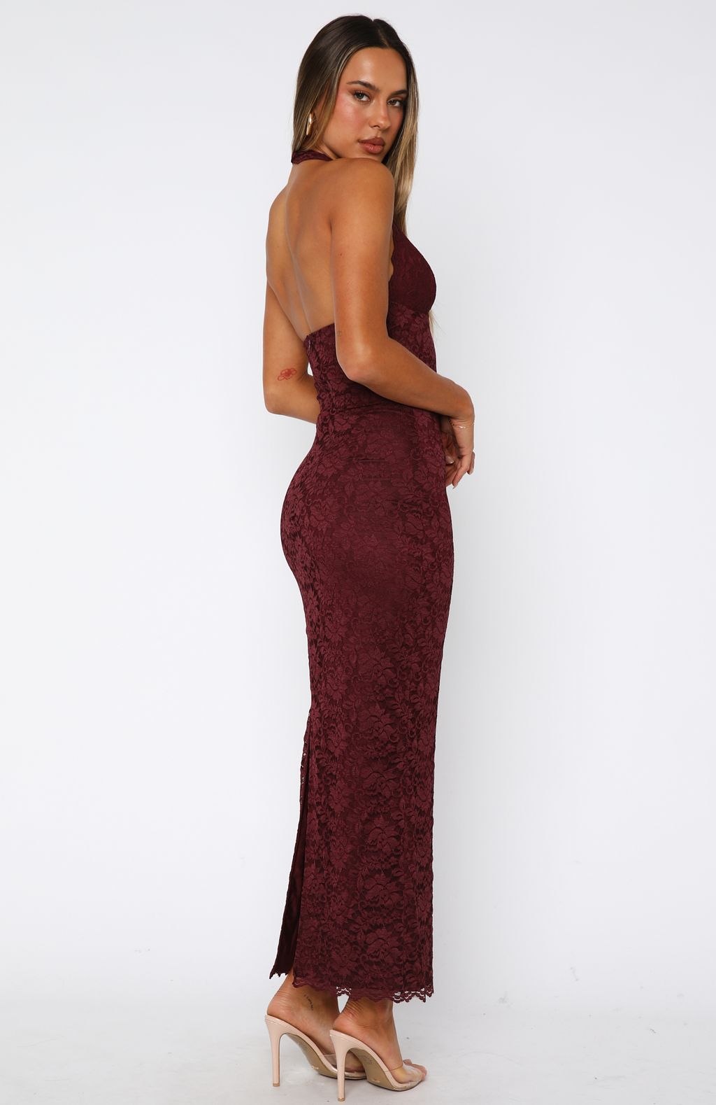 YUNO | Lace Me Maxi Dress
