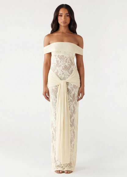YUNO | Lace Gown Maxi