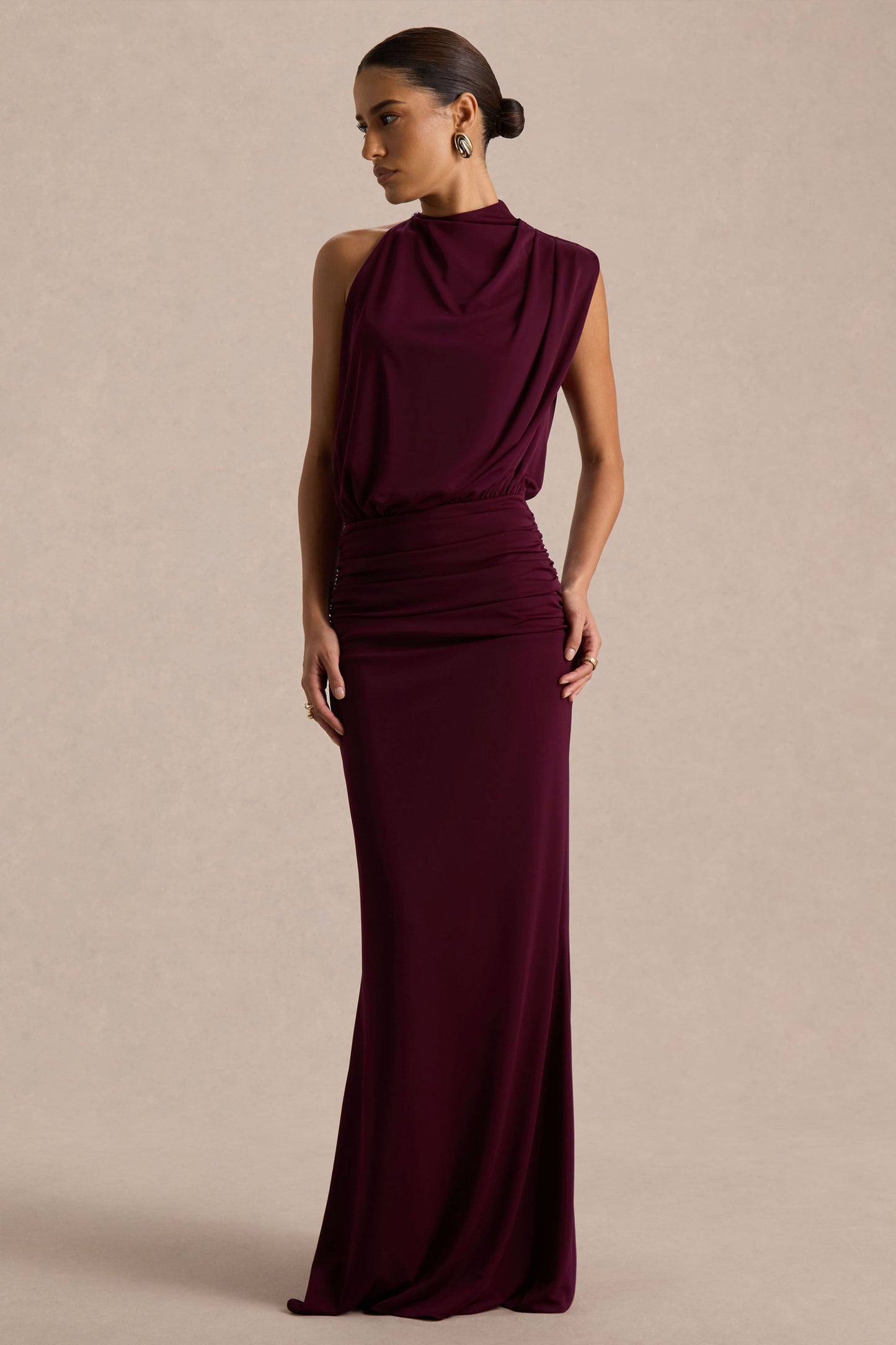 Umaira | Burgundy High-Neck Maxi