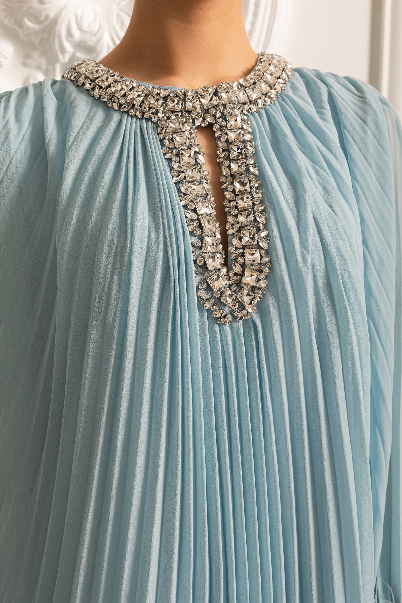 Pleated Long Dress With Feathered Cuffs And Sparkling Neckline - Blue