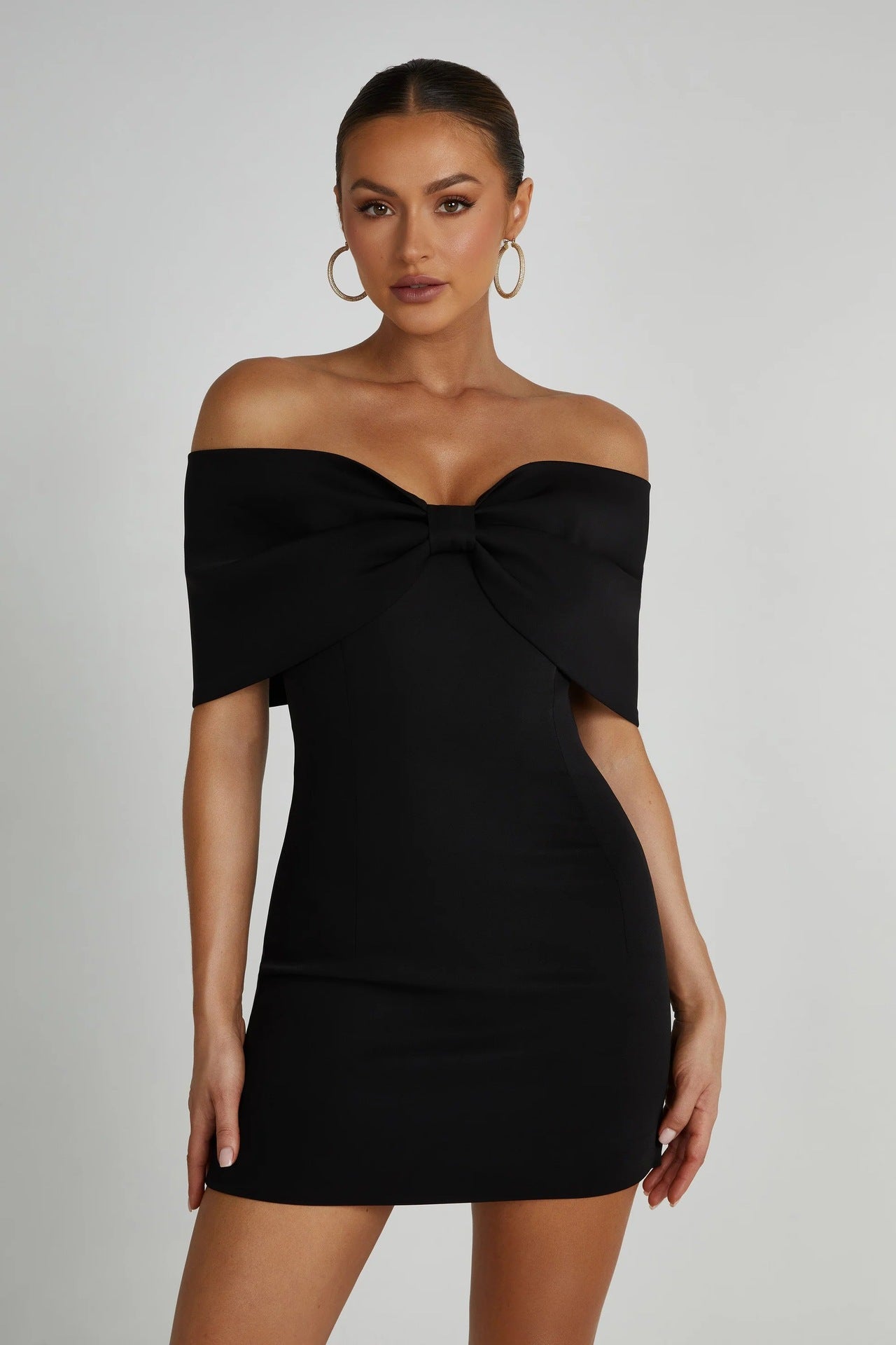 YUNO Off Shoulder Bow Mini Dress