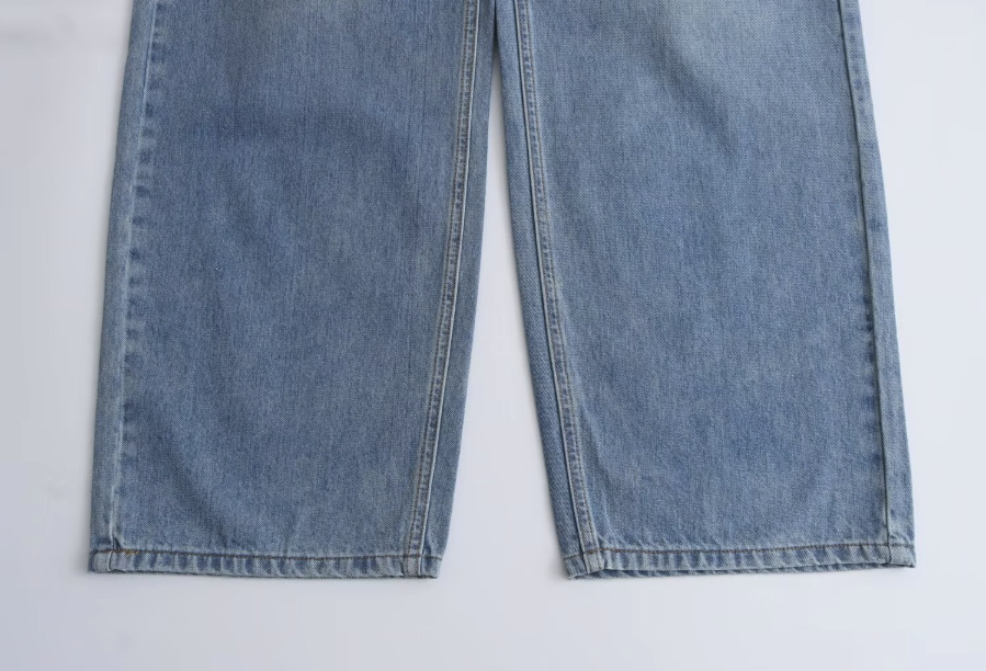 Relaxed High-Waist Wide-Leg Denim Jeans