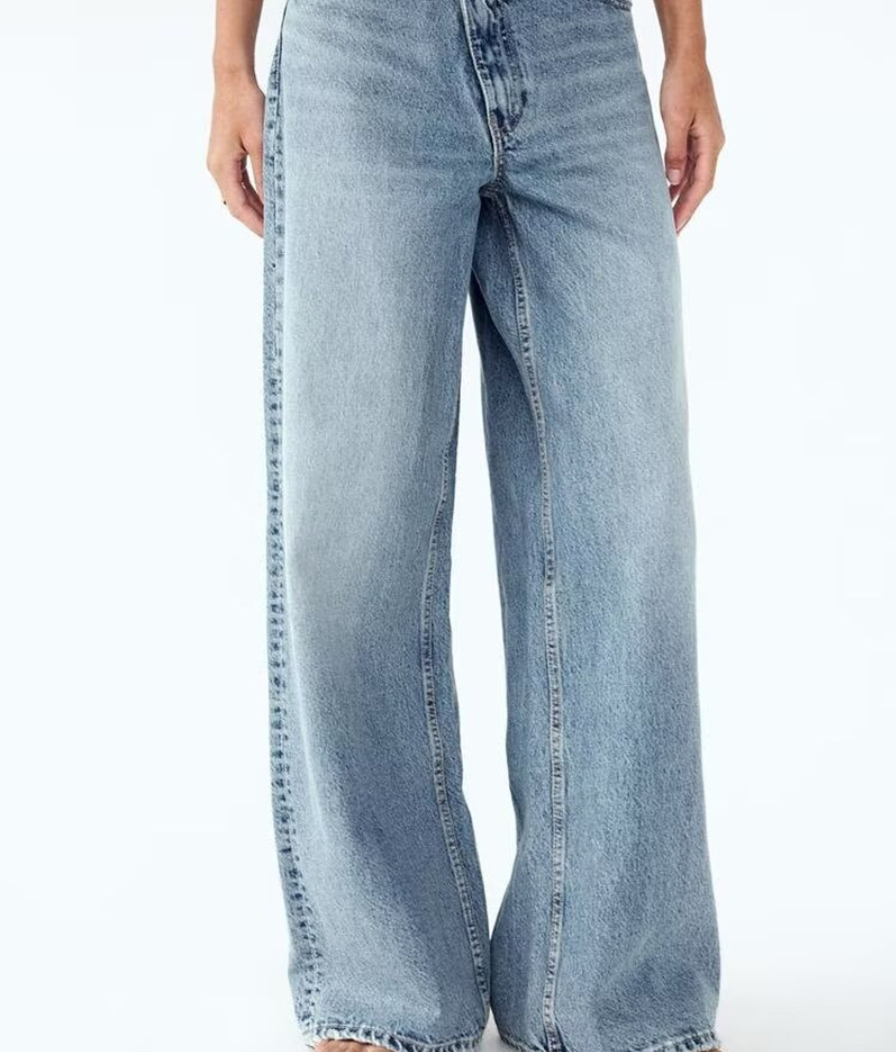 Relaxed High-Waist Wide-Leg Denim Jeans