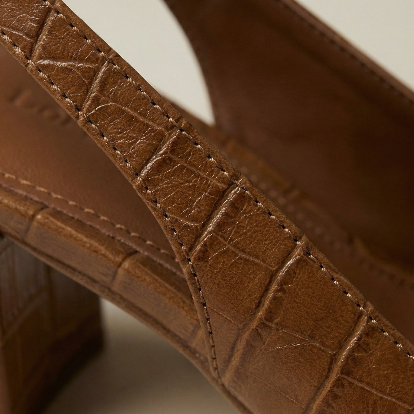 YUNO - Orthopaedic Heels