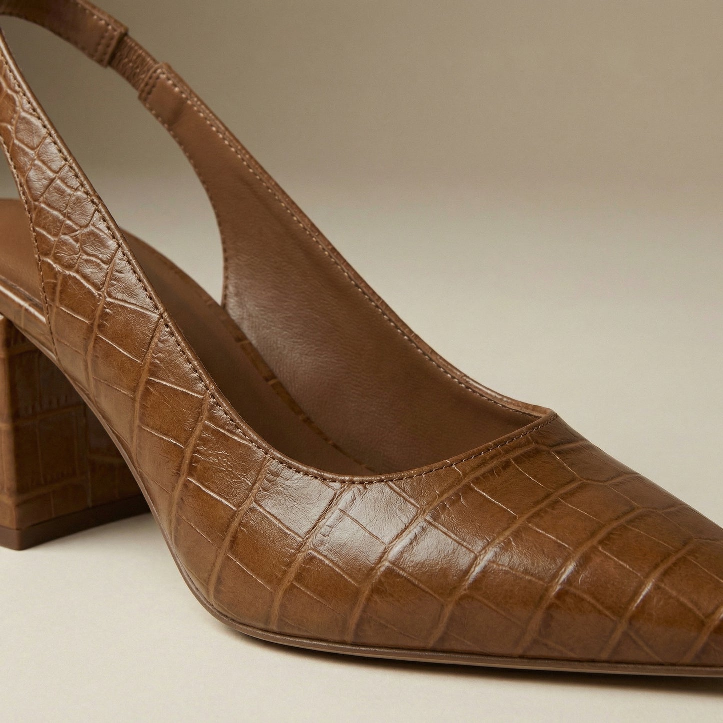 YUNO - Orthopaedic Heels